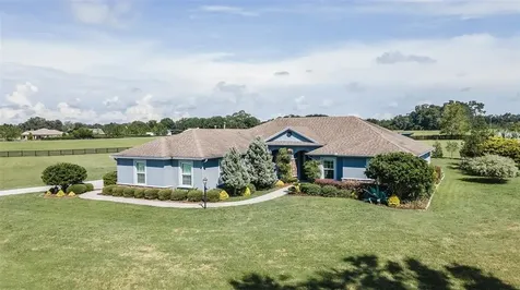 10570 NE 27th Street Oxford FL 34484
