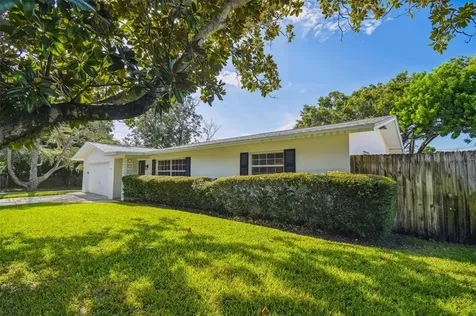 1479 Dartmouth Drive Clearwater FL 33756