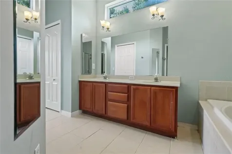 5016 Bridgeway Lane Lutz FL 33558