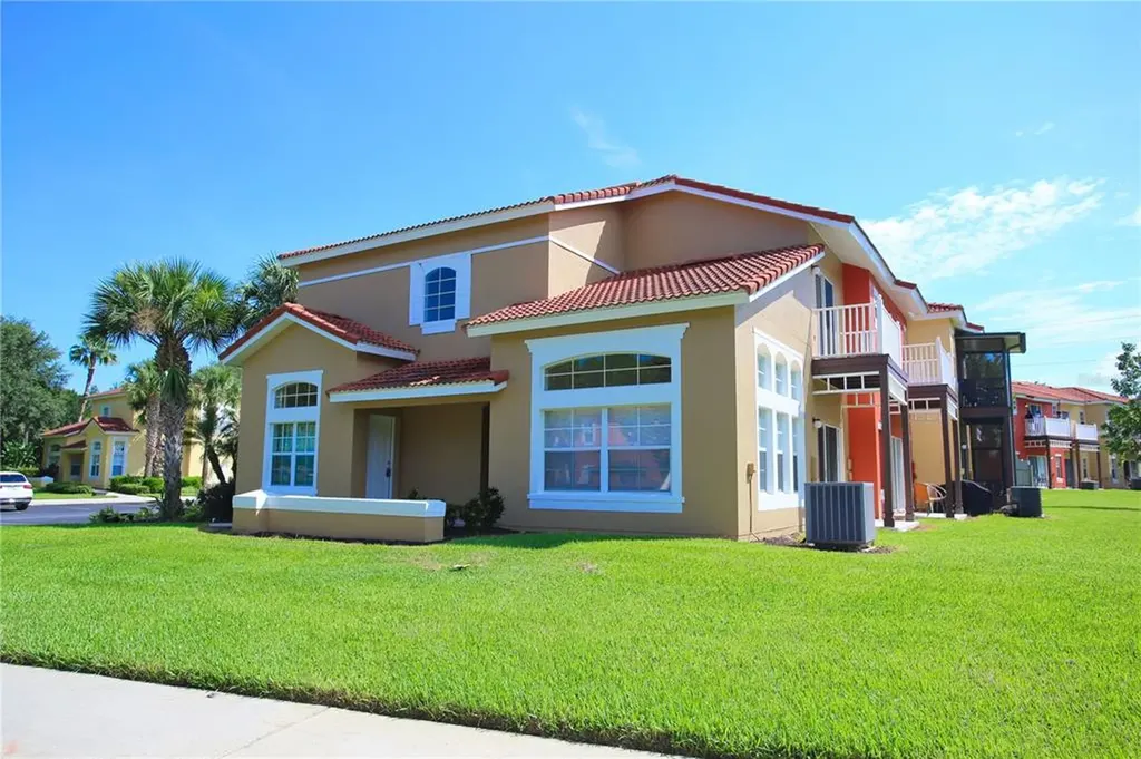 8422 Blue Lagoon Drive Kissimmee FL 34747