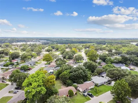 208 67th Street NE Bradenton FL 34208
