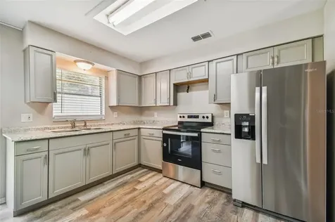 208 67th Street NE Bradenton FL 34208