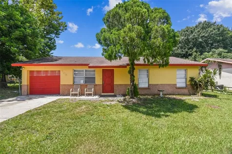 208 67th Street NE Bradenton FL 34208