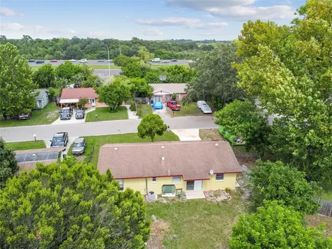 208 67th Street NE Bradenton FL 34208