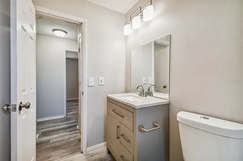 208 67th Street NE Bradenton FL 34208