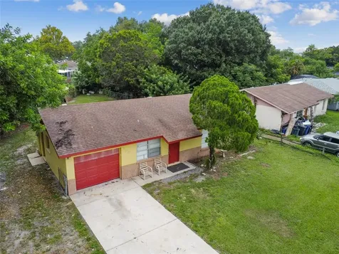 208 67th Street NE Bradenton FL 34208