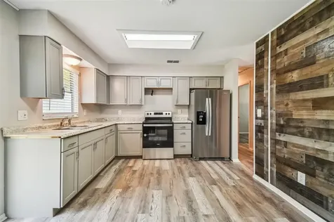 208 67th Street NE Bradenton FL 34208