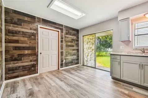 208 67th Street NE Bradenton FL 34208