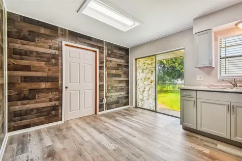 208 67th Street NE Bradenton FL 34208