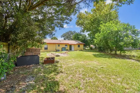 208 67th Street NE Bradenton FL 34208