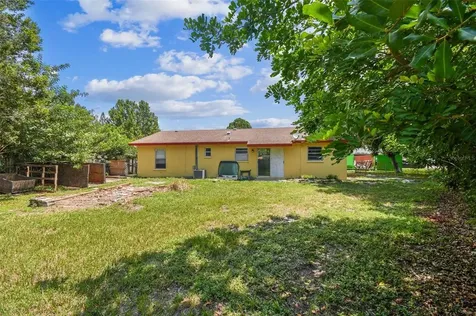 208 67th Street NE Bradenton FL 34208