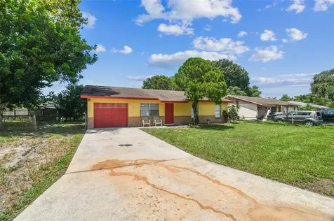 208 67th Street NE Bradenton FL 34208