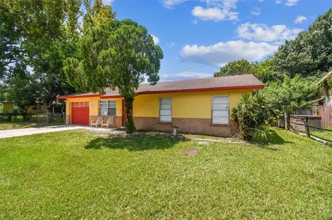 208 67th Street NE Bradenton FL 34208