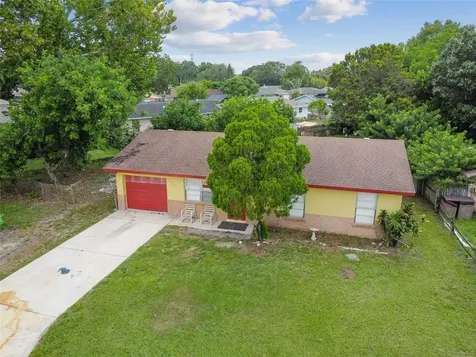 208 67th Street NE Bradenton FL 34208