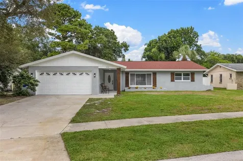 6135 Tanglewood Drive NE St Petersburg FL 33703