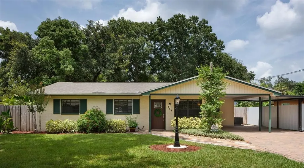 513 W 127th Avenue Tampa FL 33612