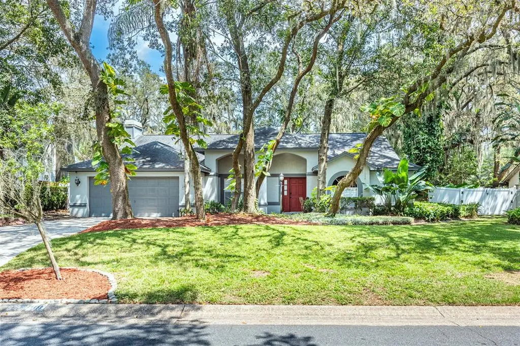 2768 Buckhorn Oaks Drive Valrico FL 33594