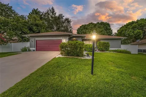 239 W Goldentuft Court Beverly Hills FL 34465