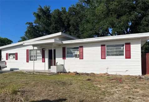 861 White Court Daytona Beach FL 32117