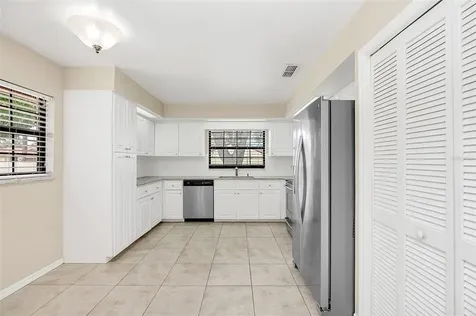 8215 Saragoza Court Orlando FL 32836