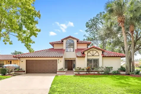 8215 Saragoza Court Orlando FL 32836