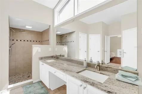 8215 Saragoza Court Orlando FL 32836