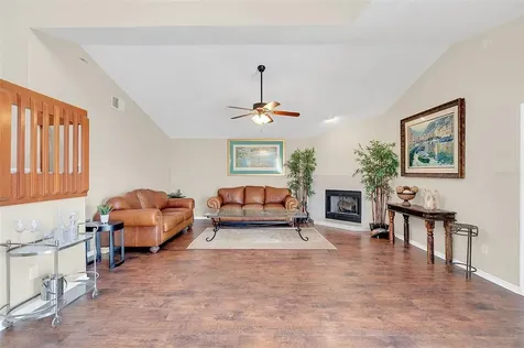 8215 Saragoza Court Orlando FL 32836