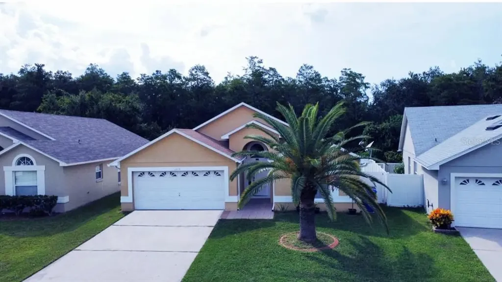 2438 Winchester Boulevard Kissimmee FL 34743
