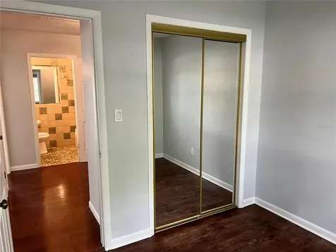 4909 N Darby Avenue Tampa FL 33603
