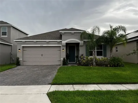 2058 Sola Vista Avenue Saint Cloud FL 34771