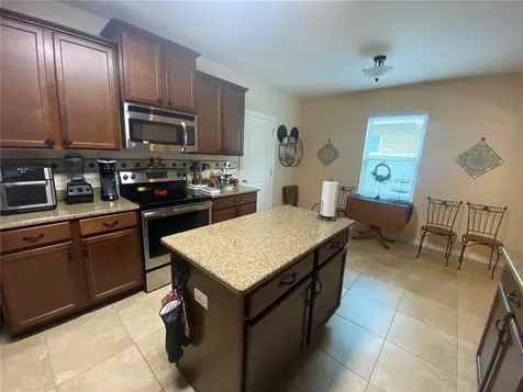 3722 Umbrella Court Tavares FL 32778