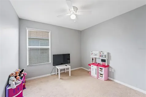 7704 Maroon Peak Drive Ruskin FL 33573