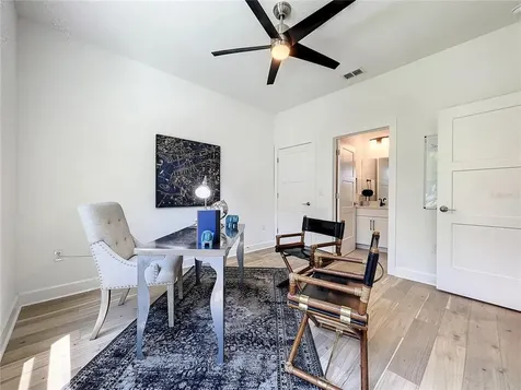 2645 1st Avenue N St Petersburg FL 33713