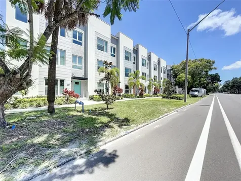 2645 1st Avenue N St Petersburg FL 33713