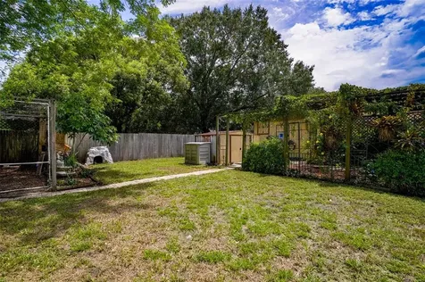 1852 E Fern Road Lakeland FL 33801