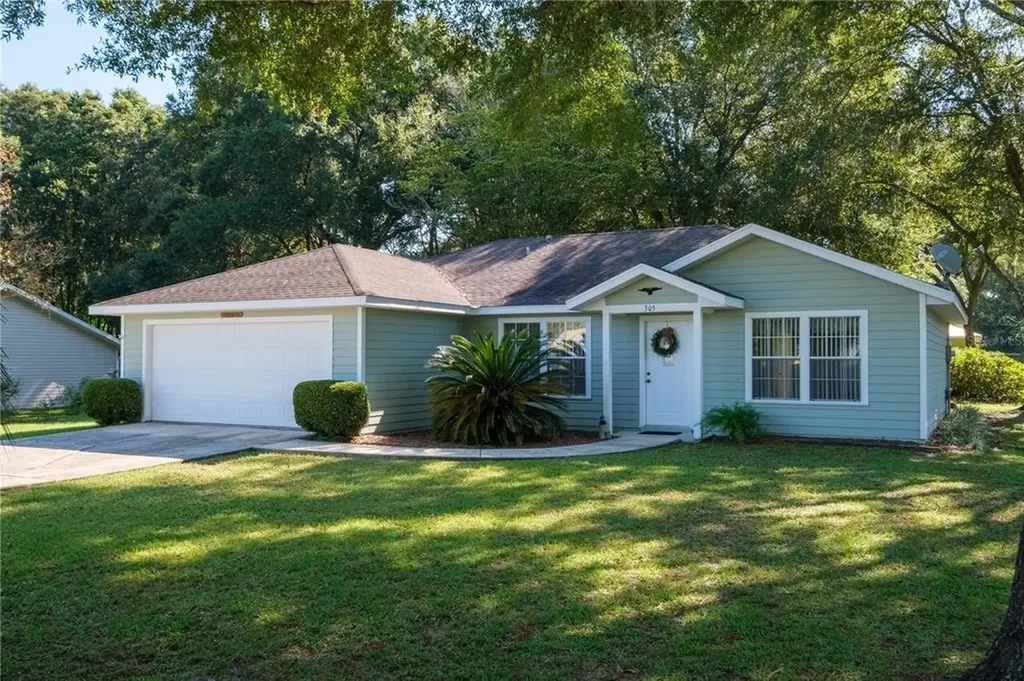 305 SW 255th Street Newberry FL 32669
