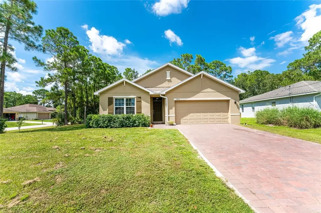 1806 Governor Avenue North Port FL 34288