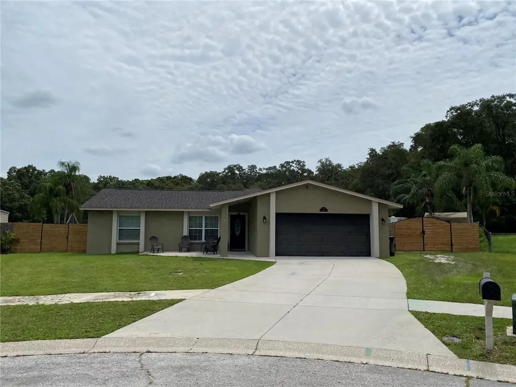527 Bryan Valley Court Brandon FL 33511