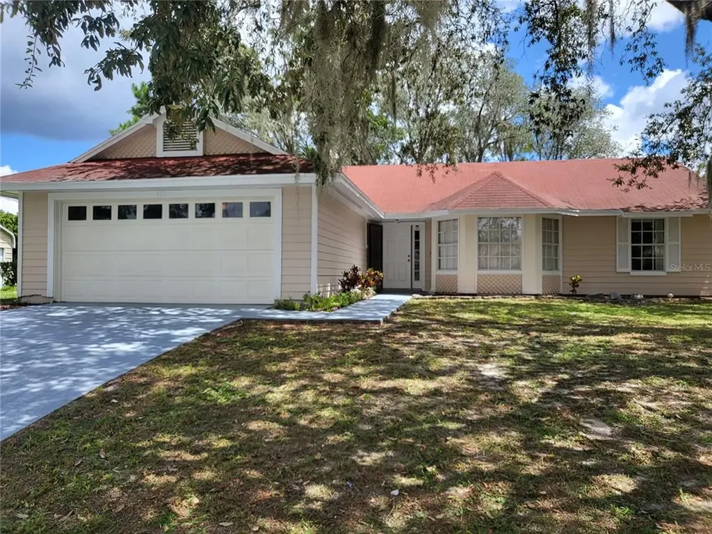 422 Allspice Court Kissimmee FL 34759