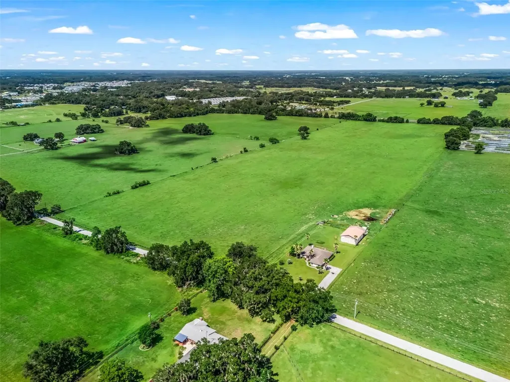 12604 County Road 103 Oxford FL 34484