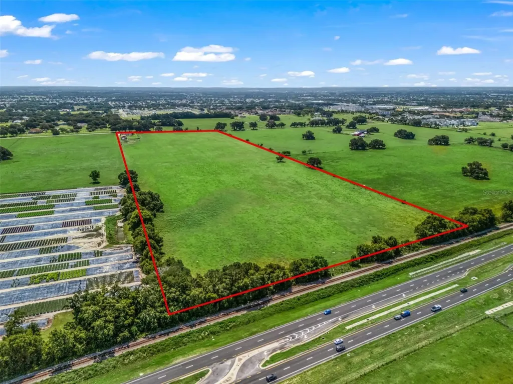 12604 County Road 103 Oxford FL 34484