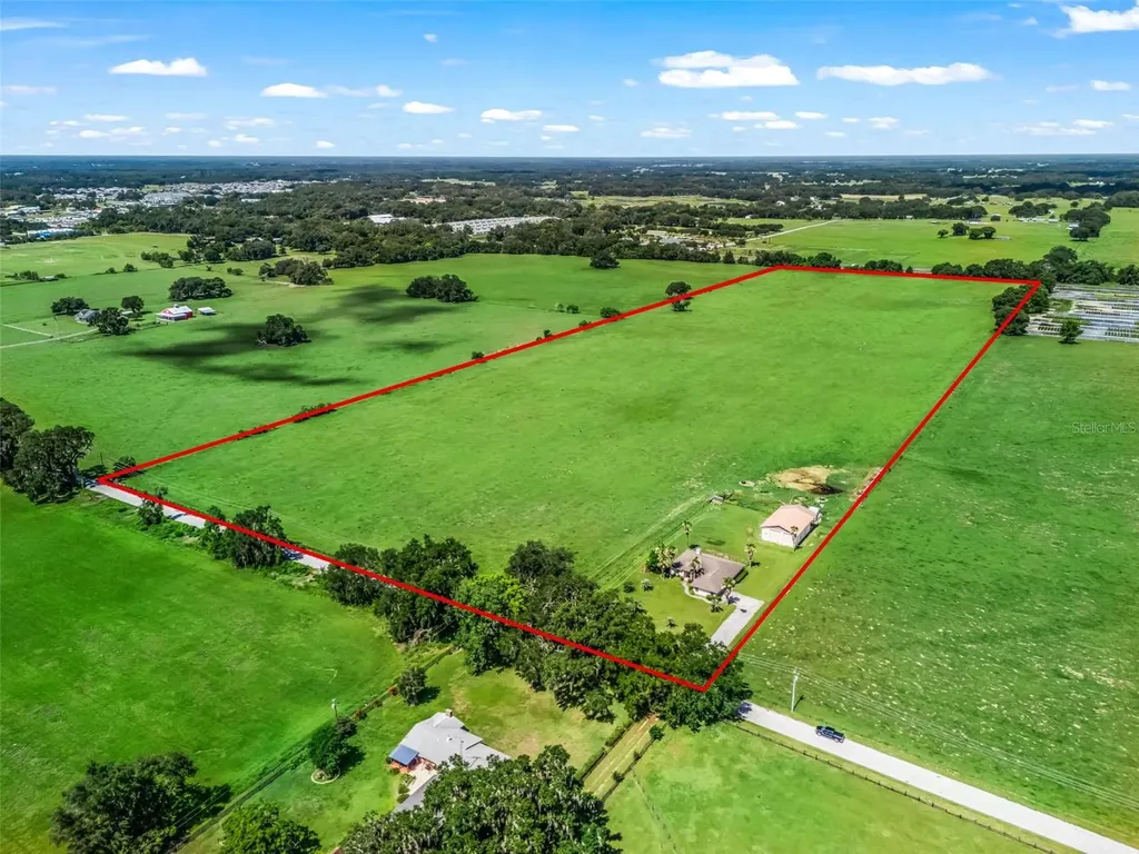 12604 County Road 103 Oxford FL 34484