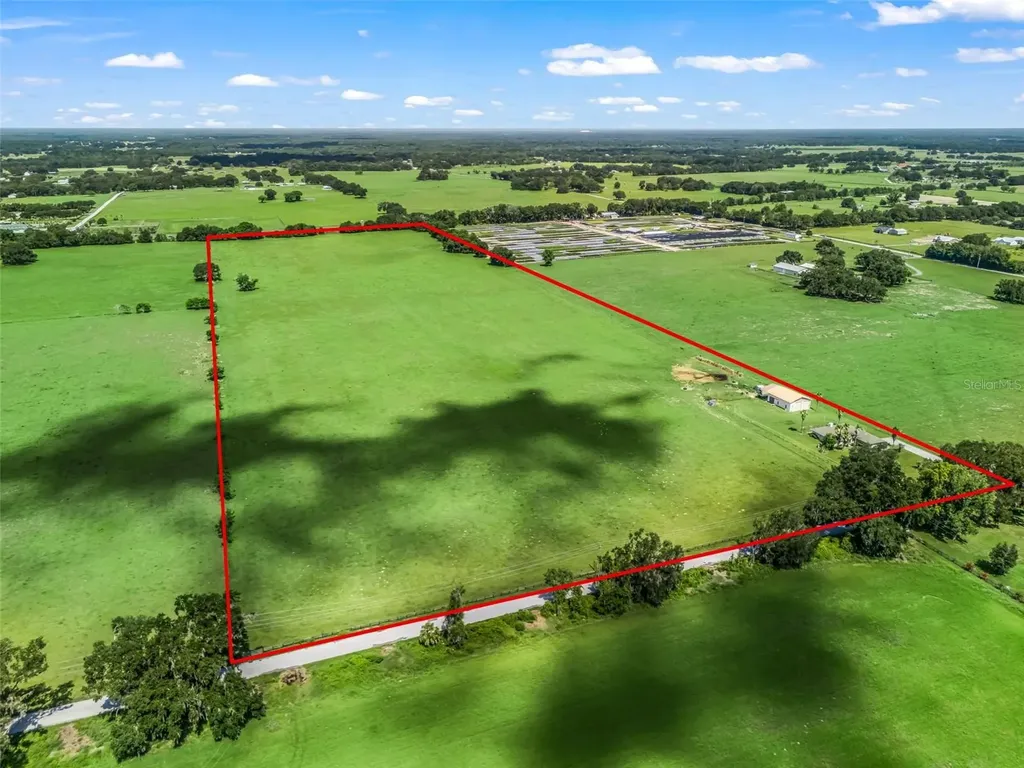 12604 County Road 103 Oxford FL 34484