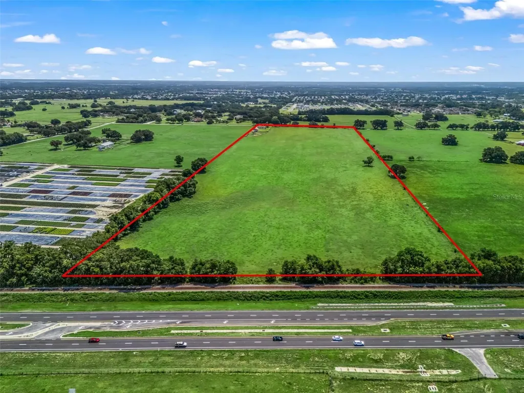 12604 County Road 103 Oxford FL 34484