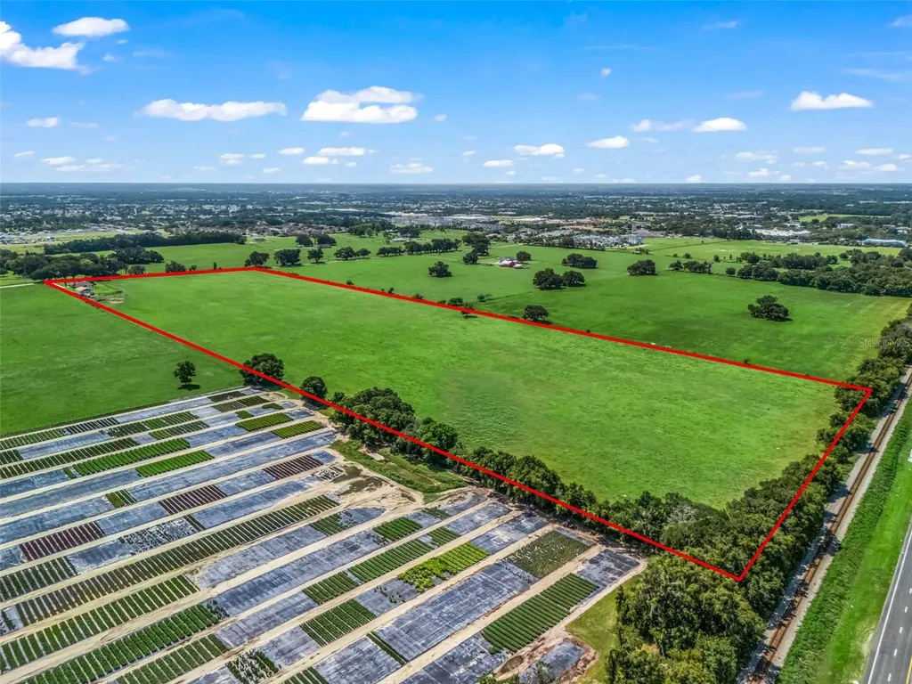 12604 County Road 103 Oxford FL 34484