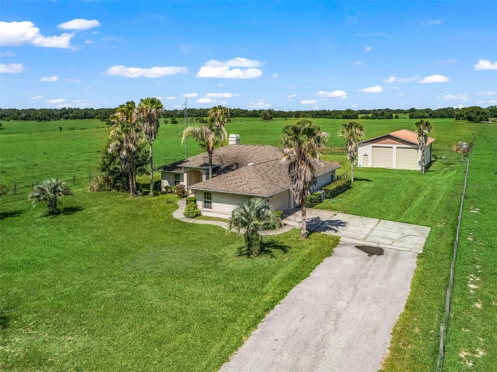 12604 County Road 103 Oxford FL 34484