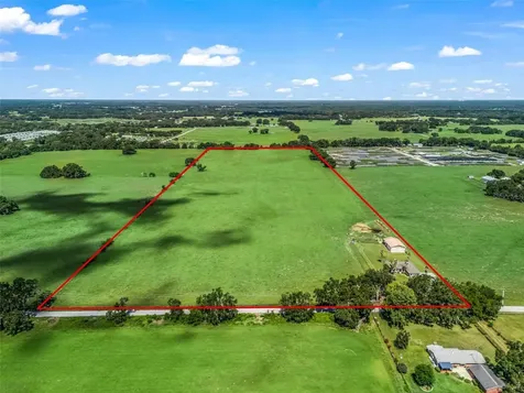 12604 County Road 103 Oxford FL 34484