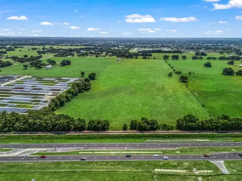 12604 County Road 103 Oxford FL 34484