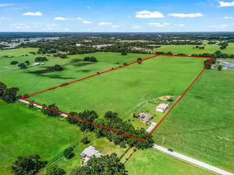 12604 County Road 103 Oxford FL 34484
