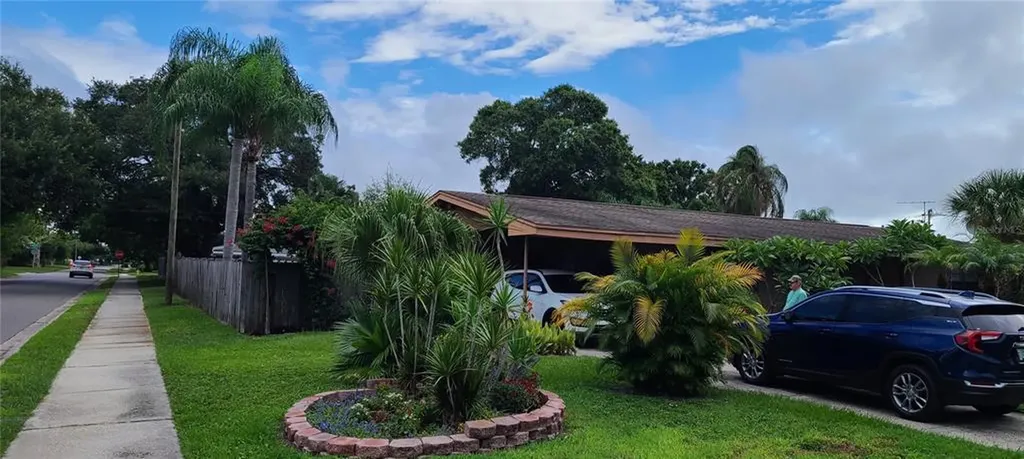 3915 W Wisconsin Avenue Tampa FL 33616